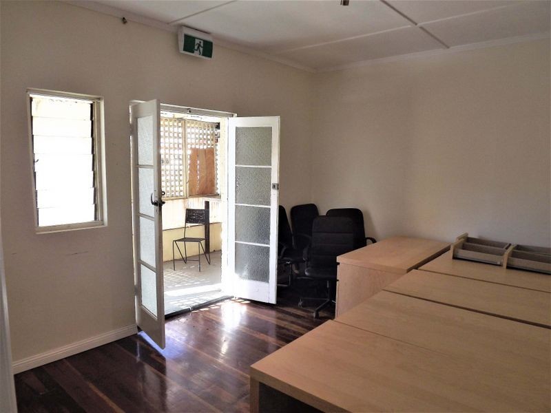 314 Oxley Road, Graceville QLD 4075