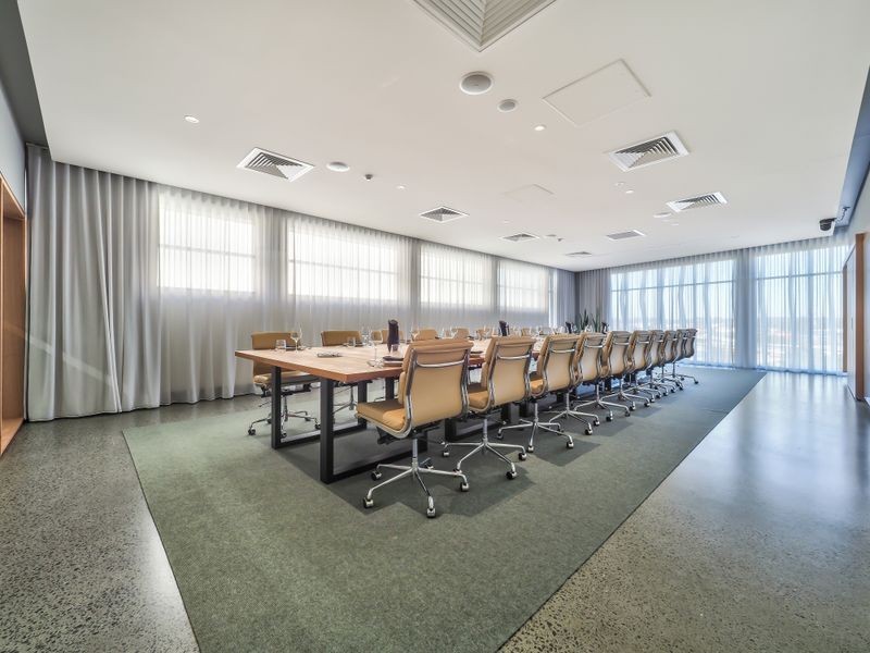 8 Cinderella Drive, Springwood QLD 4127