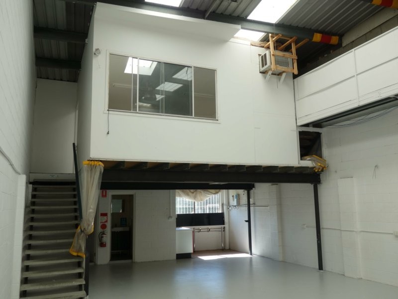 2/11 Tradelink Road, Hillcrest QLD 4118