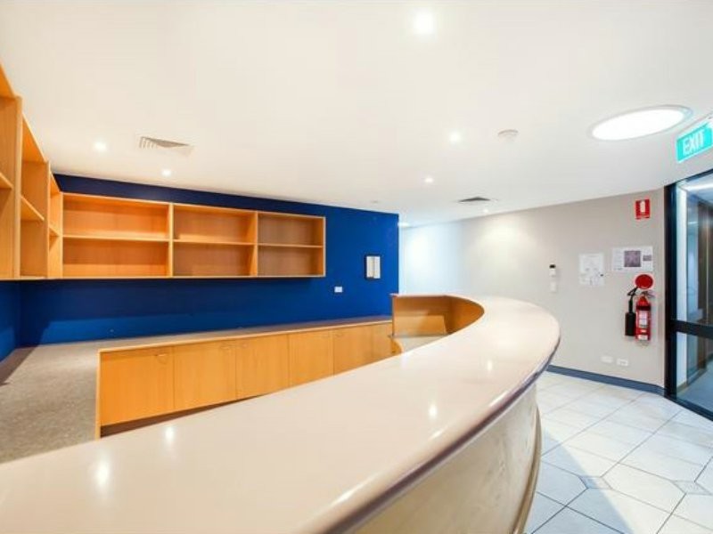 19/42 Bundall Road, Bundall QLD 4217