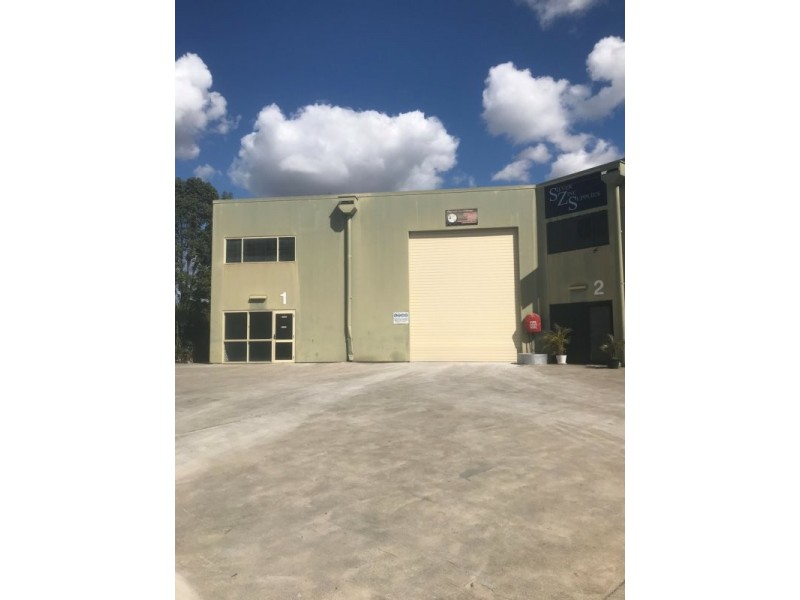 1/10 Maiella Street, Stapylton QLD 4207