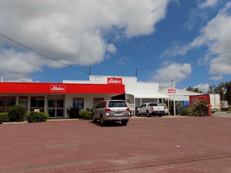 25752 New England Highway, Stanthorpe QLD 4380