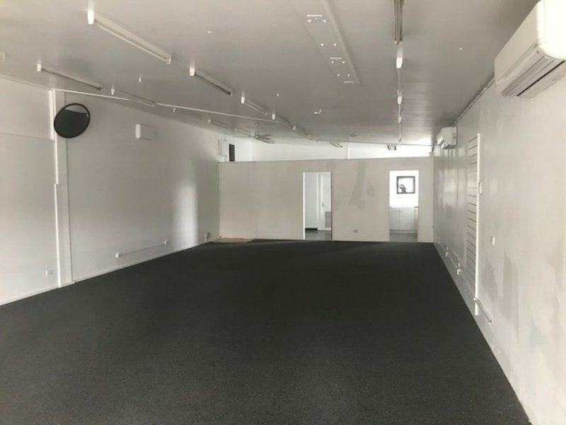 2/653 Wynnum Road, Morningside QLD 4170