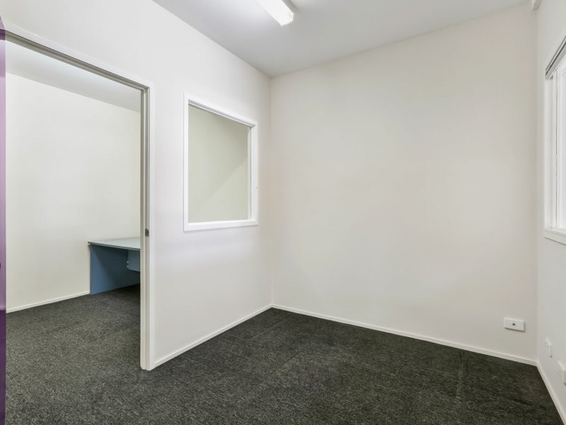 4/11 Lensworth Street, Coopers Plains QLD 4108