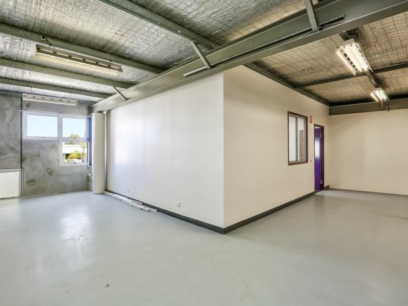 4/11 Lensworth Street, Coopers Plains QLD 4108