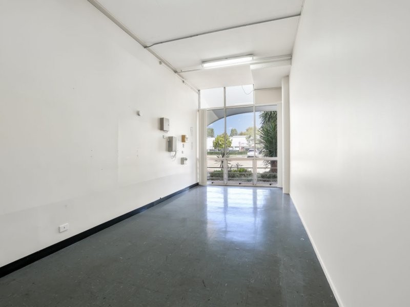 4/11 Lensworth Street, Coopers Plains QLD 4108