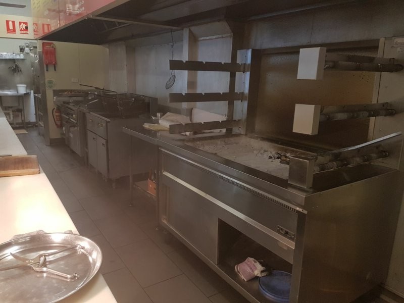 66 Old Cleveland Road, Greenslopes QLD 4120