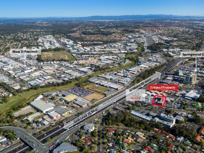 17 & 18/8 Dennis Road, Springwood QLD 4127