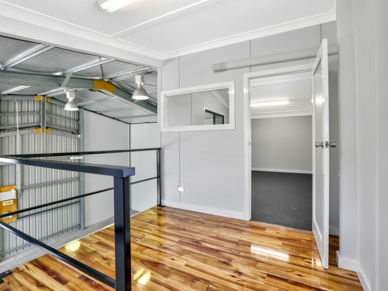Warehouse 1/18 Chrome Street, Salisbury QLD 4107