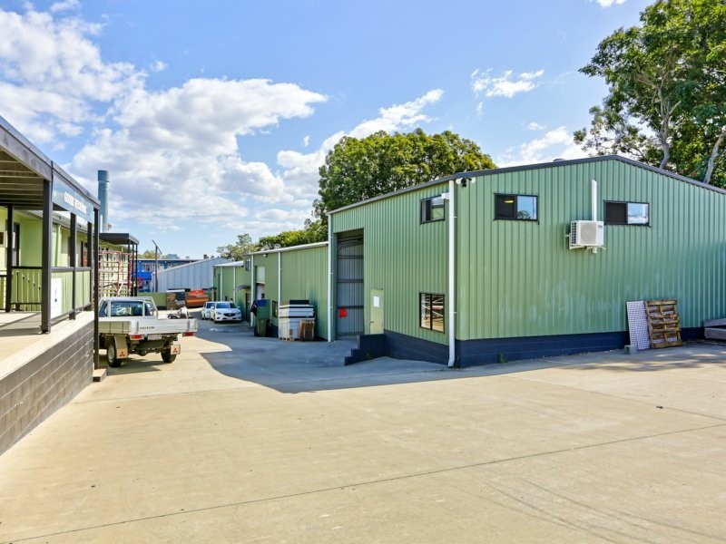 Warehouse 1/18 Chrome Street, Salisbury QLD 4107