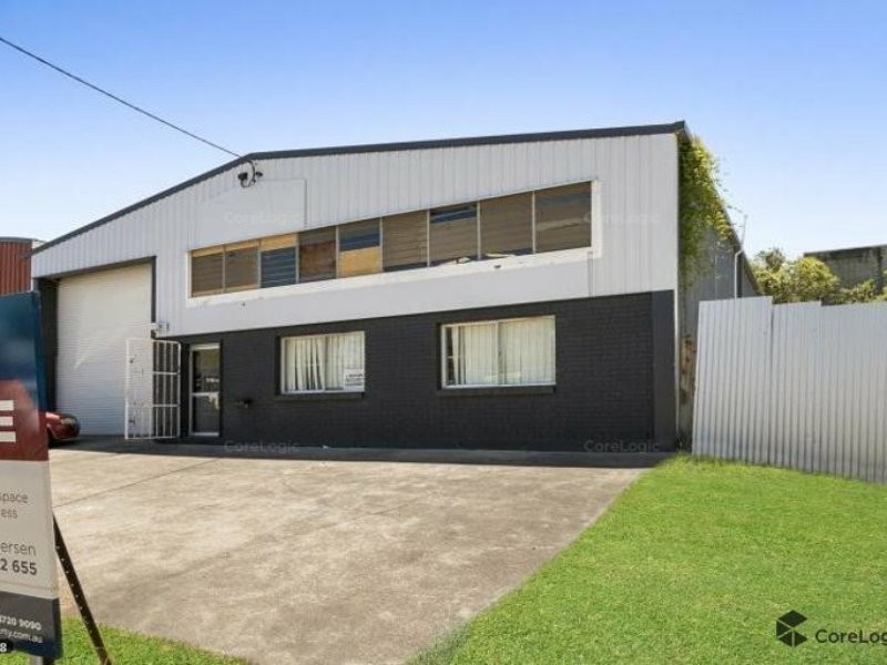 3 Staple Street, Seventeen Mile Rocks QLD 4073