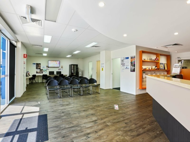 92 Wembley Road, Logan Central QLD 4114