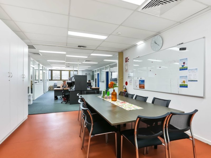 92 Wembley Road, Logan Central QLD 4114