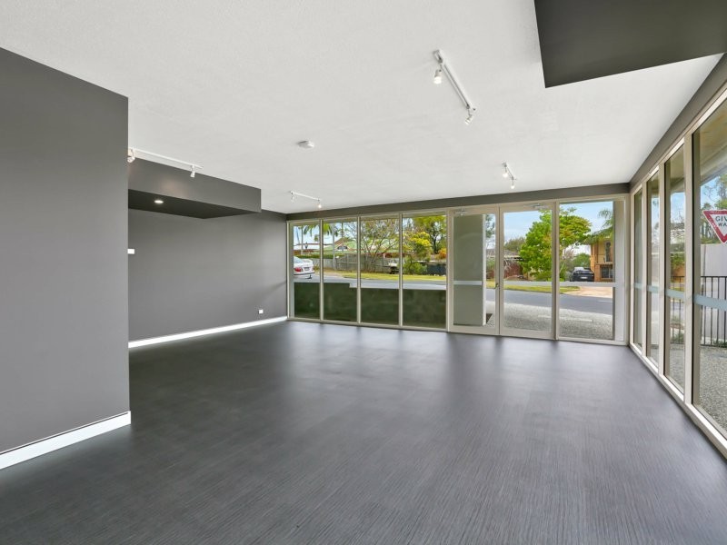 1/30 Cinderella Drive, Springwood QLD 4127