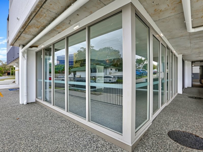 1/30 Cinderella Drive, Springwood QLD 4127