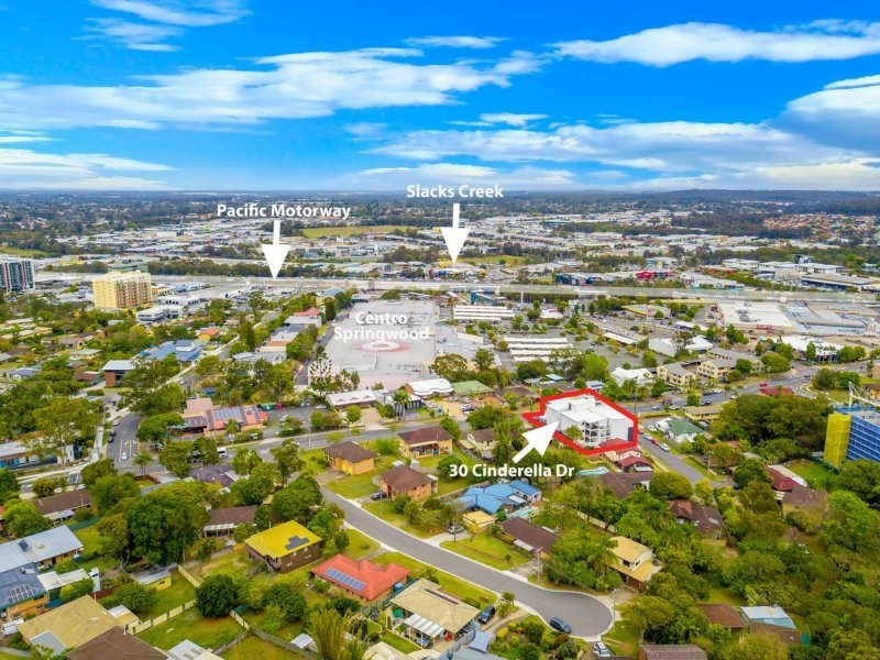 1/30 Cinderella Drive, Springwood QLD 4127