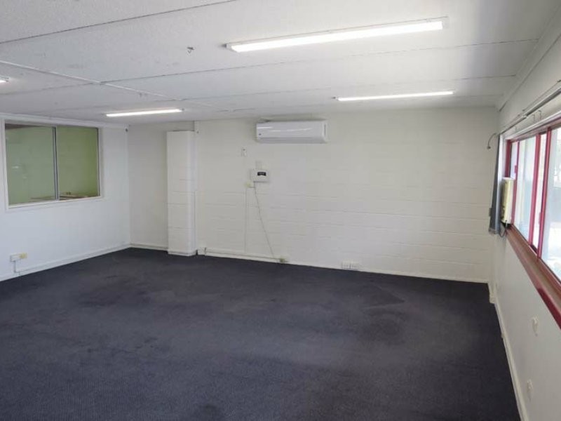 1/18 Spine Street, Sumner QLD 4074