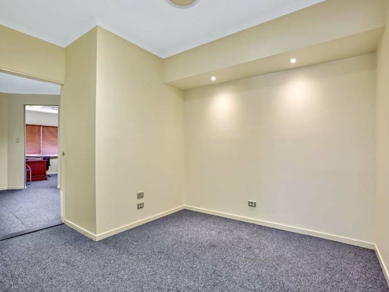 992a Stanley Street East, East Brisbane QLD 4169