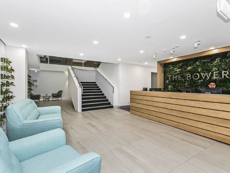 433 Logan Road, Greenslopes QLD 4120