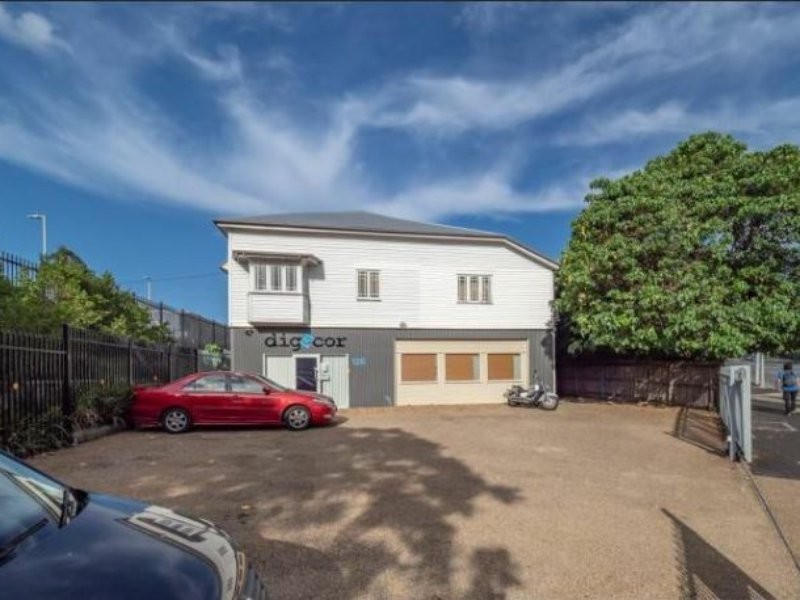 51 Edmondstone Street, South Brisbane QLD 4101