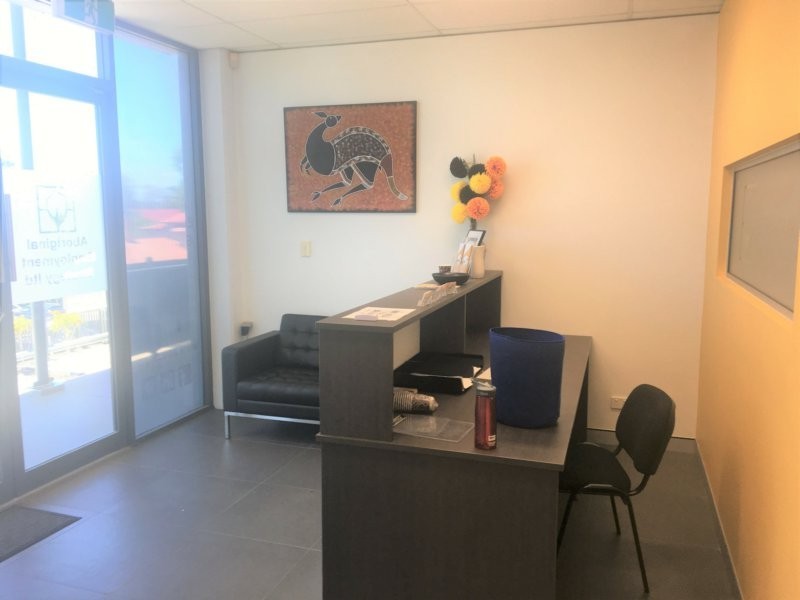 Shop 5/12 Queen Street, Goodna QLD 4300