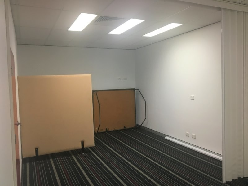 Shop 5/12 Queen Street, Goodna QLD 4300