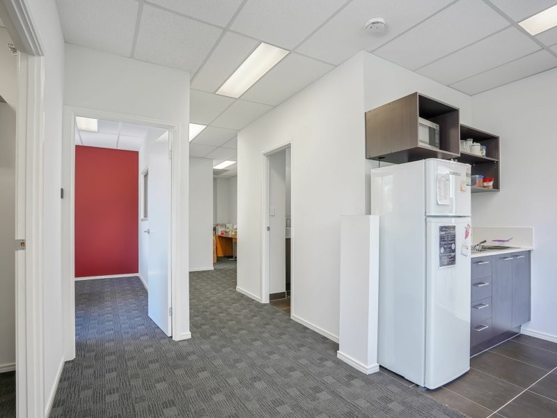 4 & 5/3916 Pacific Highway, Loganholme QLD 4129