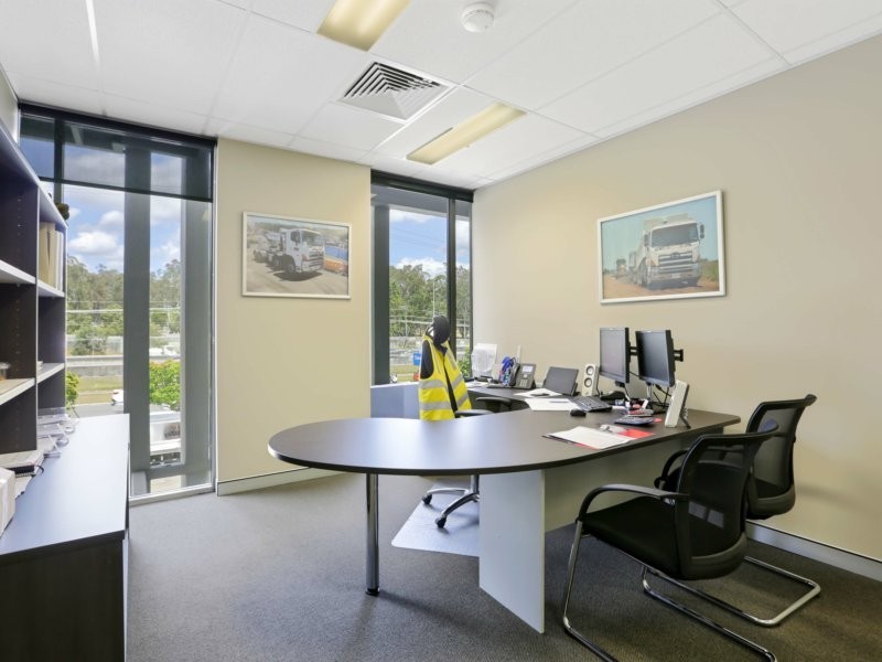 4 & 5/3916 Pacific Highway, Loganholme QLD 4129