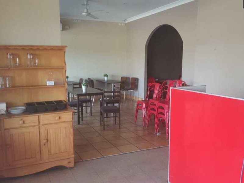 Shop 4/1307 Beenleigh Road, Kuraby QLD 4112