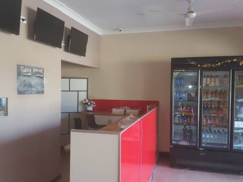 Shop 4/1307 Beenleigh Road, Kuraby QLD 4112