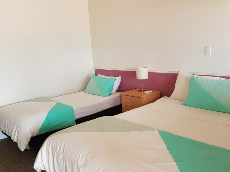 47 Box Street, Barcaldine QLD 4725