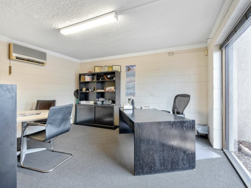 4 Dan Street, Slacks Creek QLD 4127