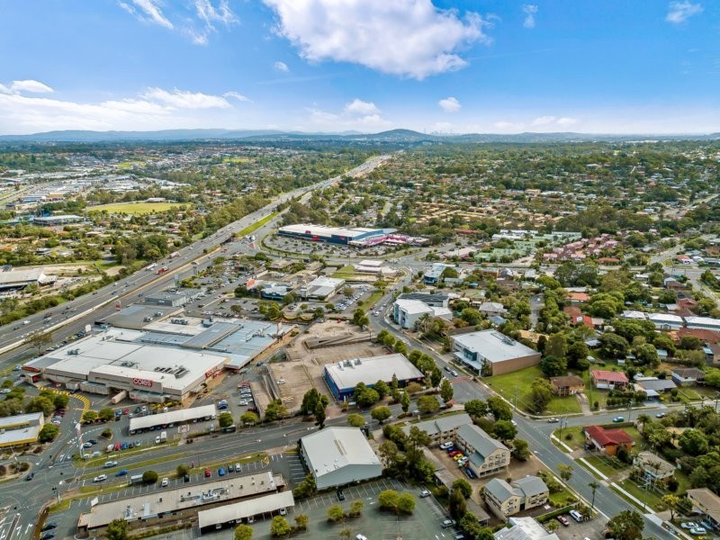 16 Cinderella Drive, Springwood QLD 4127