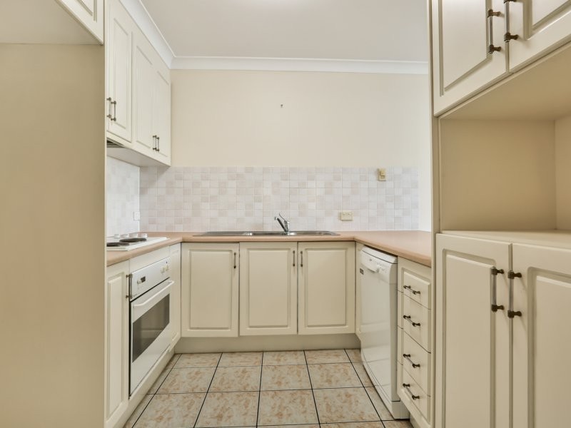 450 Old Cleveland Road, Camp Hill QLD 4152