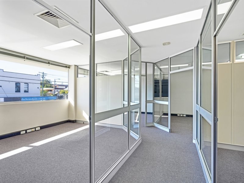 905 Stanley Street East, East Brisbane QLD 4169