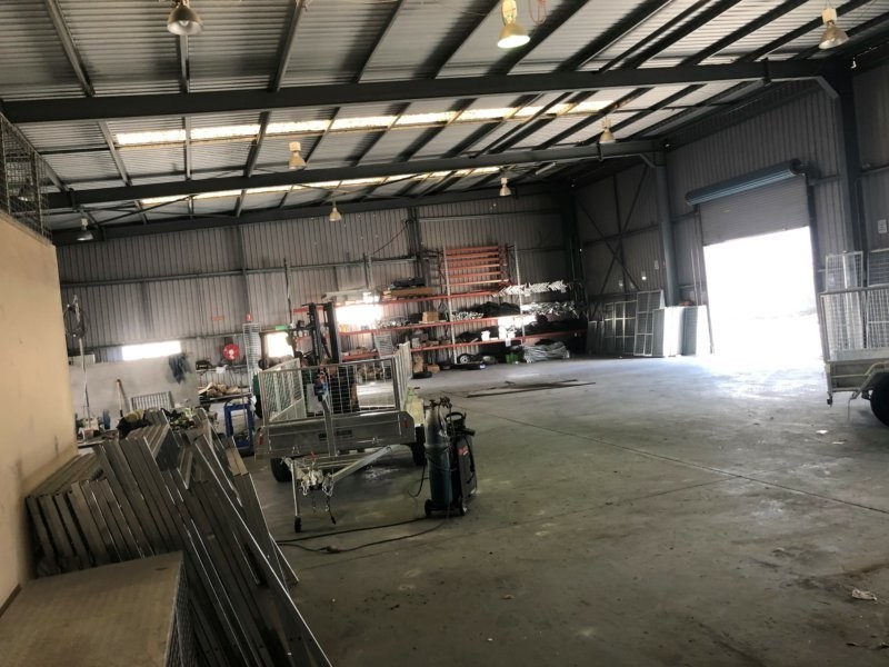 24 Bronze Street, Sumner QLD 4074