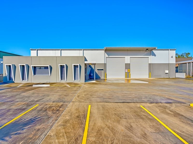 4 Binary Street, Yatala QLD 4207