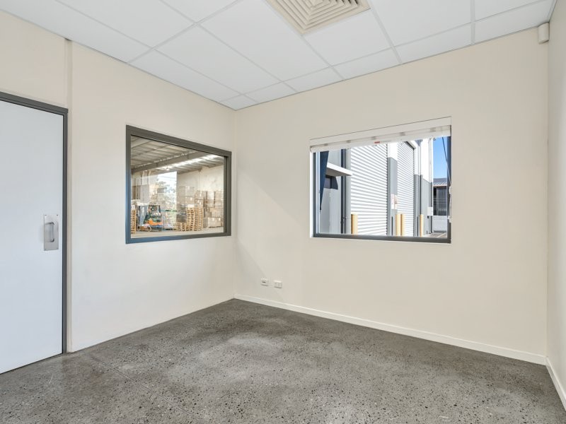 4 Binary Street, Yatala QLD 4207