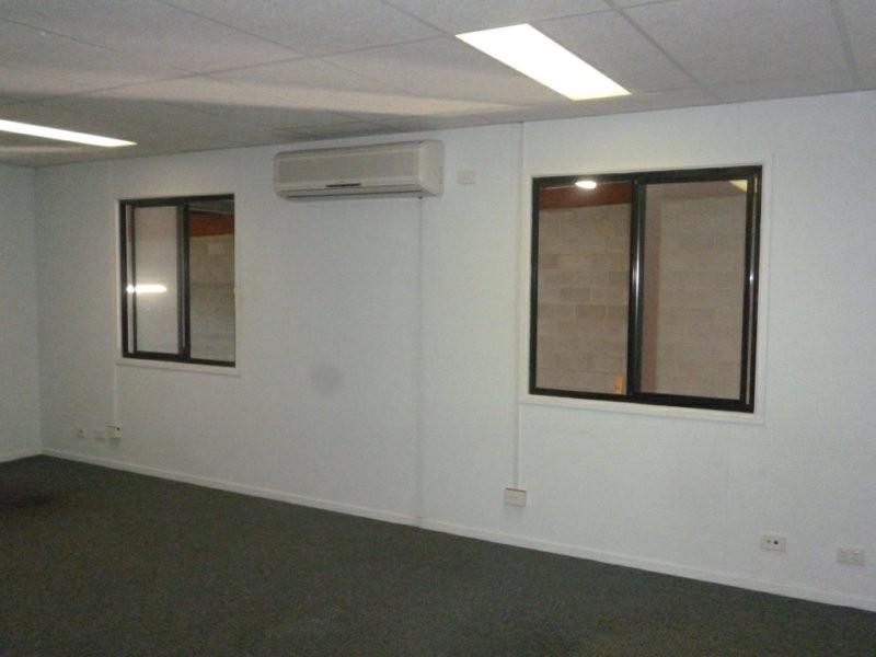 11 Chrome Street, Salisbury QLD 4107