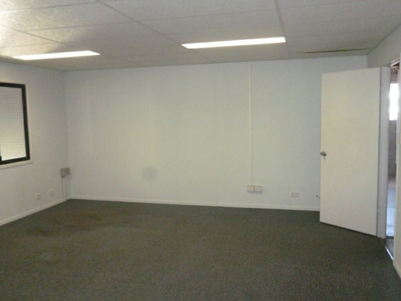 11 Chrome Street, Salisbury QLD 4107