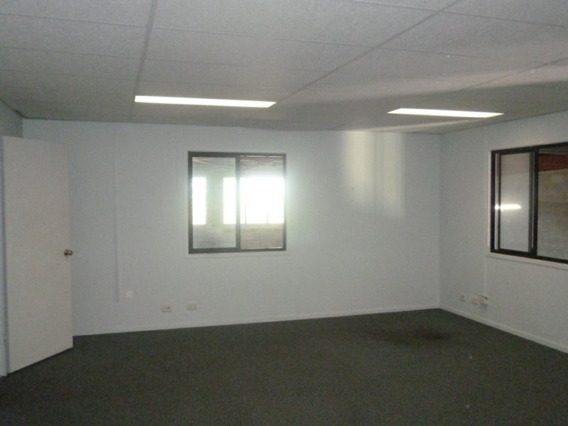 11 Chrome Street, Salisbury QLD 4107