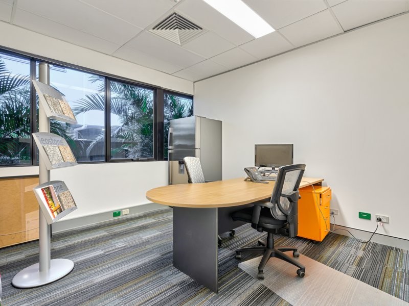 1/3912 Pacific Highway, Loganholme QLD 4129