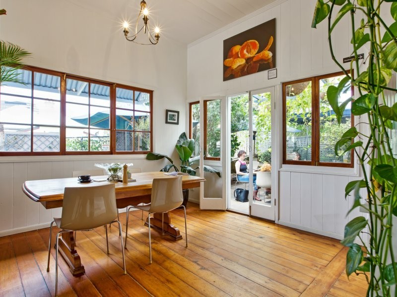 49 Laura Street, Highgate Hill QLD 4101