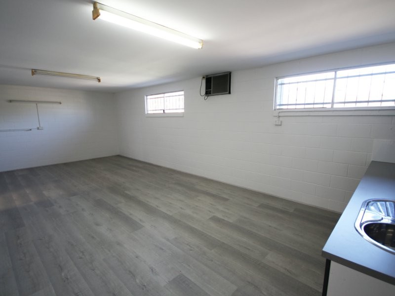 3/169 Queens Road, Kingston QLD 4114