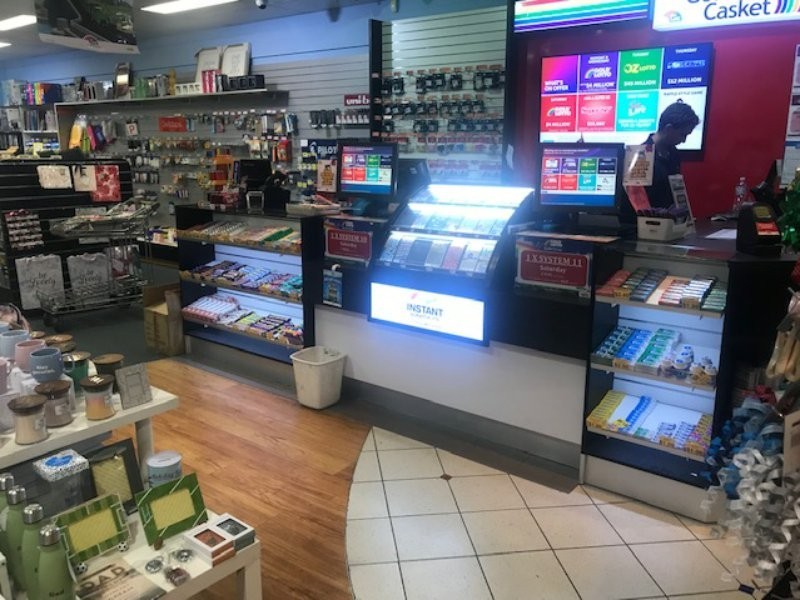 Shop 8/ 17-27 Cinderella Drive, Springwood QLD 4127
