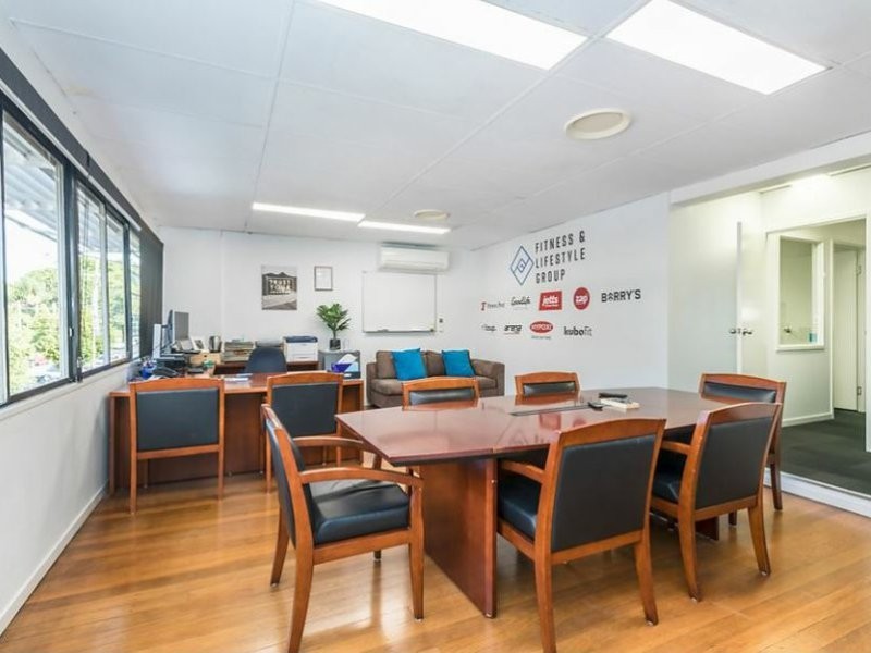 9 Godwin Street, Bulimba QLD 4171