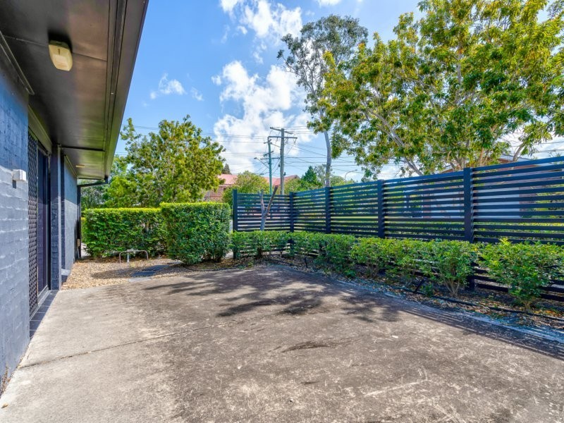 2/1 Laurinda Crescent, Springwood QLD 4127