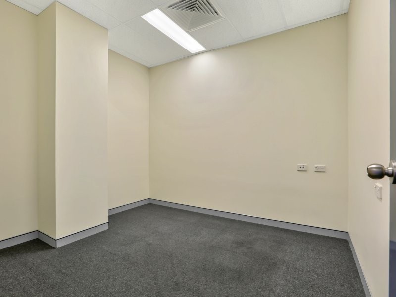 4/3986 Pacific Highway, Loganholme QLD 4129