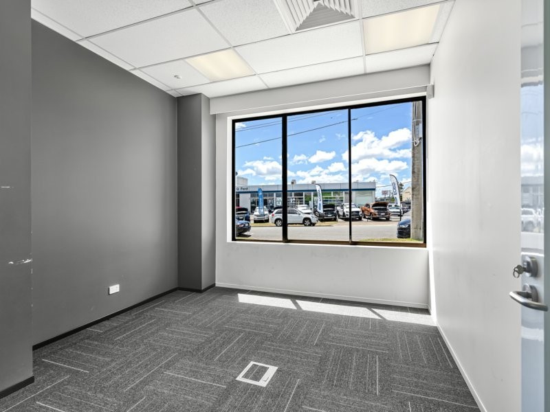 2/1 Carol Avenue, Springwood QLD 4127