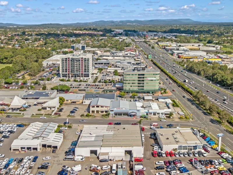 2/1 Carol Avenue, Springwood QLD 4127